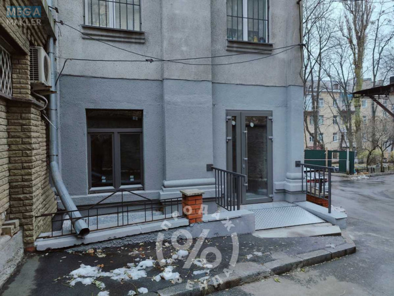 Оренда комерційної нерухомості, 110 кв.м, под магазин, <a class="location-link" href="/kiev/" title="Недвижимость Київ">Київ</a>, <a class="location-link" href="/kiev/pecherskij/" title="Недвижимость Печерський район">Печерський р-н</a>, Шелковичная ул., 38 (изображение 6)