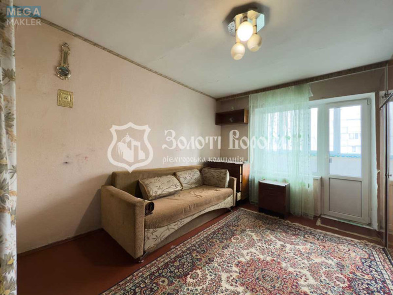 Продаж 1 кімнатної квартири (36/18/7,5), 7 пов. 9 пов. будинку, <a class="location-link" href="/kiev/" title="Недвижимость Київ">Київ</a>, <a class="location-link" href="/kiev/svyatoshinskij/" title="Недвижимость Святошинський район">Святошинський р-н</a>, Симиренка вул., 18а (изображение 2)
