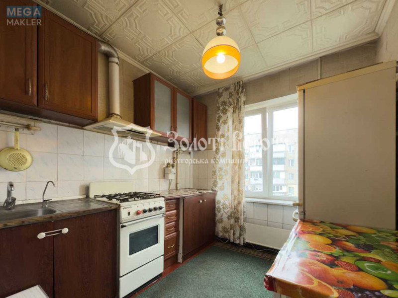 Продаж 1 кімнатної квартири (36/18/7,5), 7 пов. 9 пов. будинку, <a class="location-link" href="/kiev/" title="Недвижимость Київ">Київ</a>, <a class="location-link" href="/kiev/svyatoshinskij/" title="Недвижимость Святошинський район">Святошинський р-н</a>, Симиренка вул., 18а (изображение 8)