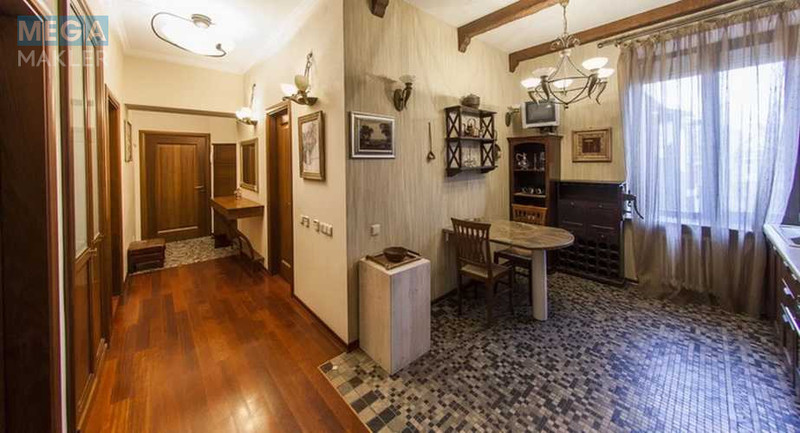 Продаж 2 кімнатної квартири (76/48/12), 5 пов. 5 пов. будинку, <a class="location-link" href="/kiev/" title="Недвижимость Київ">Київ</a>, <a class="location-link" href="/kiev/pecherskij/" title="Недвижимость Печерський район">Печерський р-н</a>, Інститутська вул., 24/7 (изображение 4)