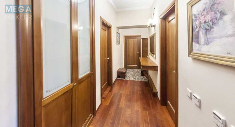 Продаж 2 кімнатної квартири (76/48/12), 5 пов. 5 пов. будинку, <a class="location-link" href="/kiev/" title="Недвижимость Київ">Київ</a>, <a class="location-link" href="/kiev/pecherskij/" title="Недвижимость Печерський район">Печерський р-н</a>, Інститутська вул., 24/7 (изображение 8)