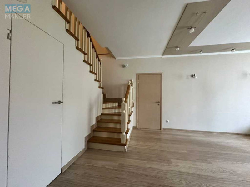 Продаж 3 кімнатної квартири (130/80/20), 4 пов. 4 пов. будинку, <a class="location-link" href="/sofievskaya-borshagovka/" title="Недвижимость Софіївська Борщагівка">Софіївська Борщагівка</a>, Украинки (изображение 5)