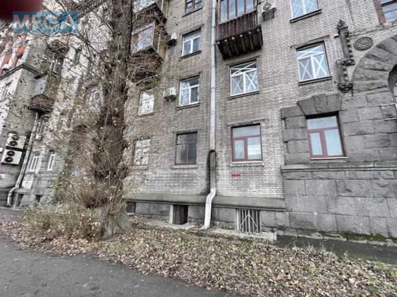 Продаж комерційної нерухомості, 137,70 кв.м, под офис, <a class="location-link" href="/kiev/" title="Недвижимость Київ">Київ</a>, <a class="location-link" href="/kiev/solomenskij/" title="Недвижимость Солом'янський район">Солом'янський р-н</a>, Перемоги проеее, 45 (изображение 3)