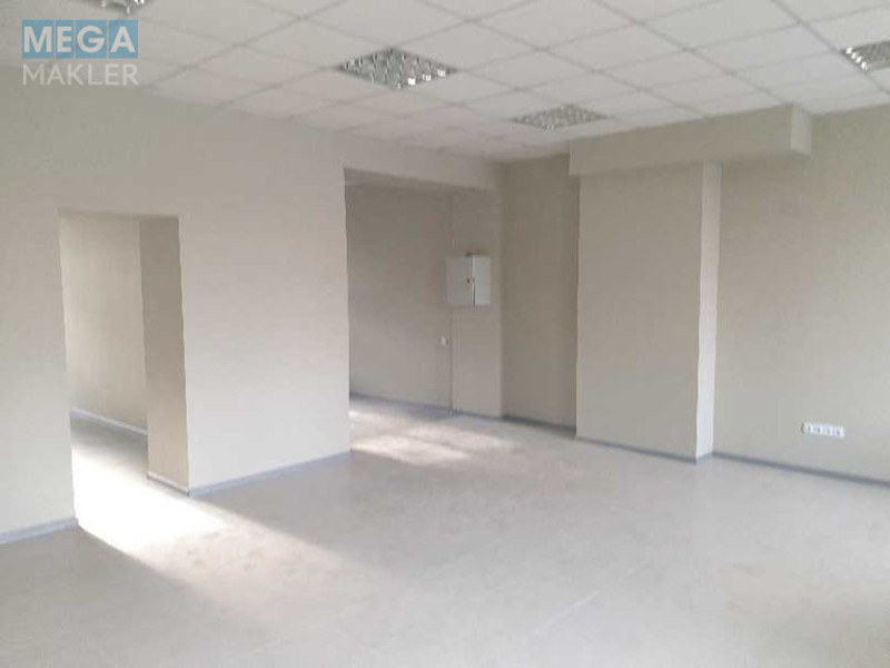 Продаж комерційної нерухомості, 137,70 кв.м, под офис, <a class="location-link" href="/kiev/" title="Недвижимость Київ">Київ</a>, <a class="location-link" href="/kiev/solomenskij/" title="Недвижимость Солом'янський район">Солом'янський р-н</a>, Перемоги проеее, 45 (изображение 9)