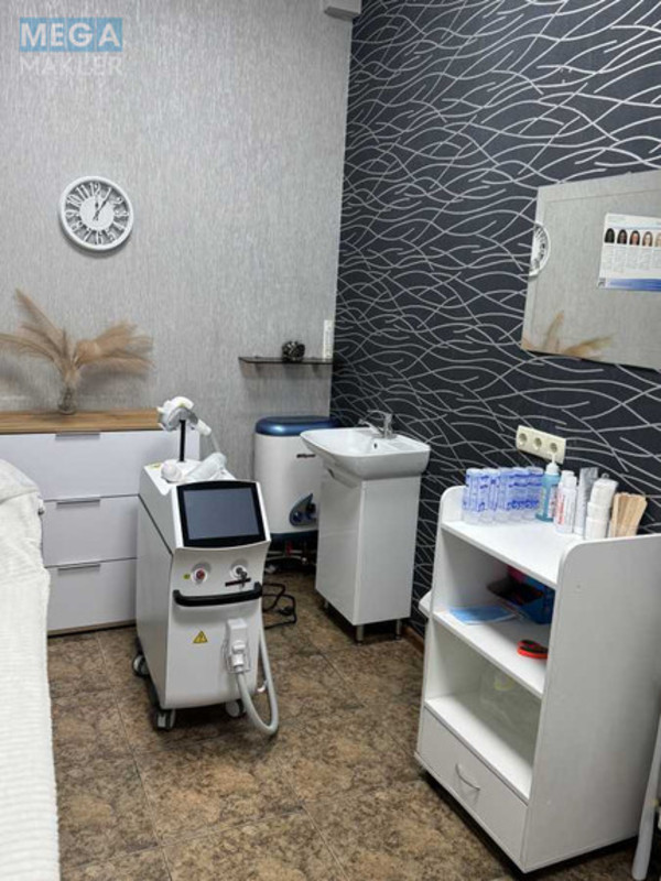 Продаж комерційної нерухомості, 208 кв.м, <a class="location-link" href="/borispol/" title="Недвижимость Бориспіль">Бориспіль</a>, Київський шлях (изображение 2)