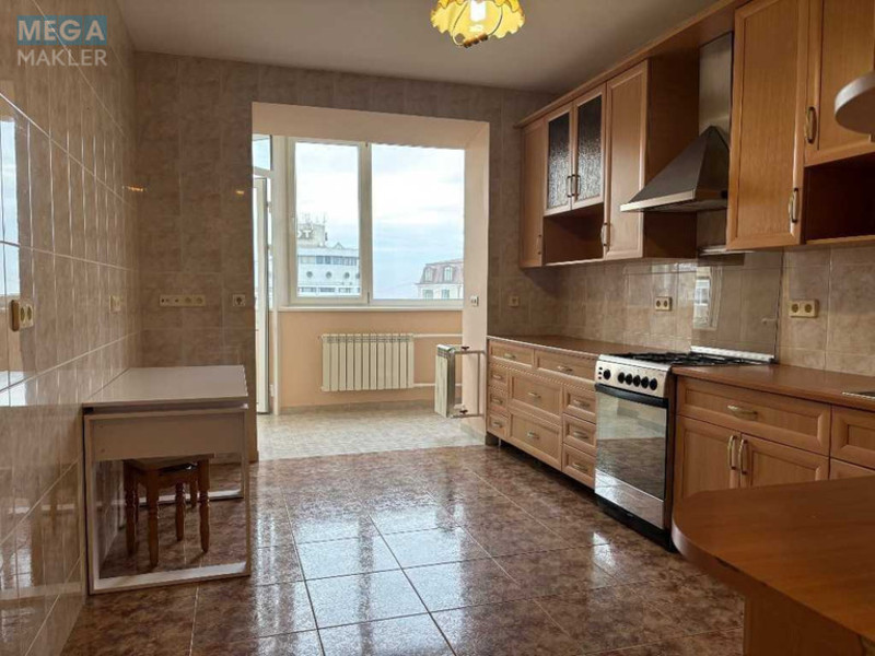 Продаж 3 кімнатної квартири (102/55/17), 10 пов. 10 пов. будинку, <a class="location-link" href="/kiev/" title="Недвижимость Київ">Київ</a>, <a class="location-link" href="/kiev/pecherskij/" title="Недвижимость Печерський район">Печерський р-н</a>, Іпсилантіївський пров., 5 (изображение 2)