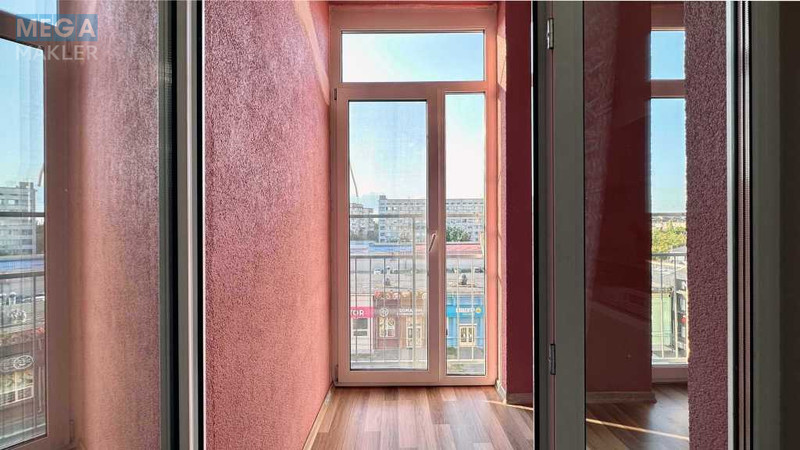Продаж 3 кімнатної квартири (83/47/12), 5 пов. 10 пов. будинку, <a class="location-link" href="/kiev/" title="Недвижимость Київ">Київ</a>, <a class="location-link" href="/kiev/dneprovskij/" title="Недвижимость Дніпровський район">Дніпровський р-н</a>, Регенераторная ул., 4 (изображение 5)