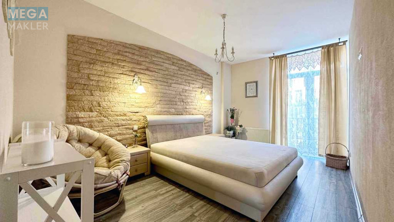 Продаж 3 кімнатної квартири (83/47/12), 5 пов. 10 пов. будинку, <a class="location-link" href="/kiev/" title="Недвижимость Київ">Київ</a>, <a class="location-link" href="/kiev/dneprovskij/" title="Недвижимость Дніпровський район">Дніпровський р-н</a>, Регенераторная ул., 4 (изображение 6)