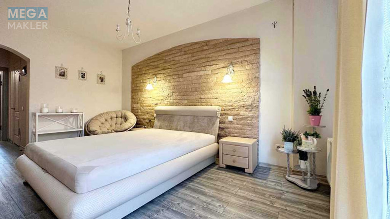 Продаж 3 кімнатної квартири (83/47/12), 5 пов. 10 пов. будинку, <a class="location-link" href="/kiev/" title="Недвижимость Київ">Київ</a>, <a class="location-link" href="/kiev/dneprovskij/" title="Недвижимость Дніпровський район">Дніпровський р-н</a>, Регенераторная ул., 4 (изображение 7)