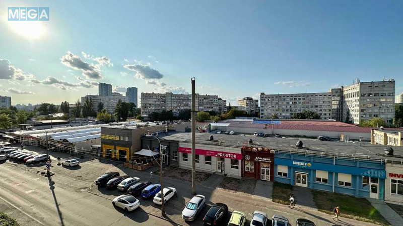 Продаж 3 кімнатної квартири (83/47/12), 5 пов. 10 пов. будинку, <a class="location-link" href="/kiev/" title="Недвижимость Київ">Київ</a>, <a class="location-link" href="/kiev/dneprovskij/" title="Недвижимость Дніпровський район">Дніпровський р-н</a>, Регенераторная ул., 4 (изображение 12)