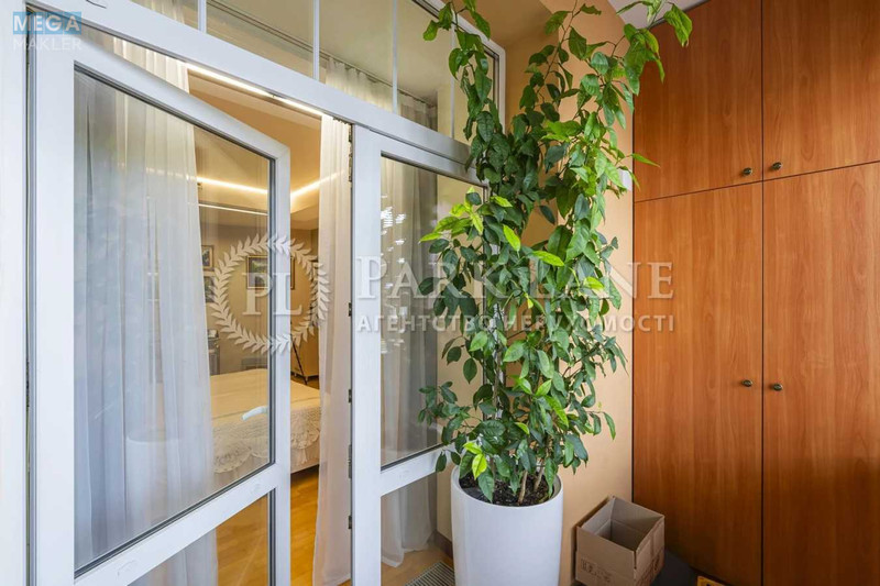 Продаж 4 кімнатної квартири (160/56/51), 9 пов. 10 пов. будинку, <a class="location-link" href="/kiev/" title="Недвижимость Київ">Київ</a>, <a class="location-link" href="/kiev/pecherskij/" title="Недвижимость Печерський район">Печерський р-н</a>, Панаса Мирного ул., 10 (изображение 20)