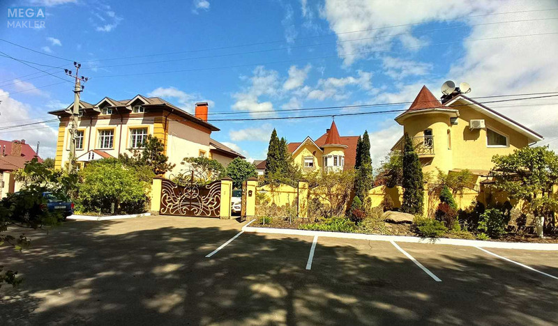 Продаж дома, 2 поверху, 254 кв.м, 6 кімнат, ділянка 15 соток, <a class="location-link" href="/myla/" title="Недвижимость Мила">Мила</a>, лесная (изображение 5)