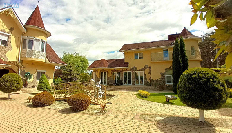 Продаж дома, 2 поверху, 254 кв.м, 6 кімнат, ділянка 15 соток, <a class="location-link" href="/myla/" title="Недвижимость Мила">Мила</a>, лесная (изображение 6)