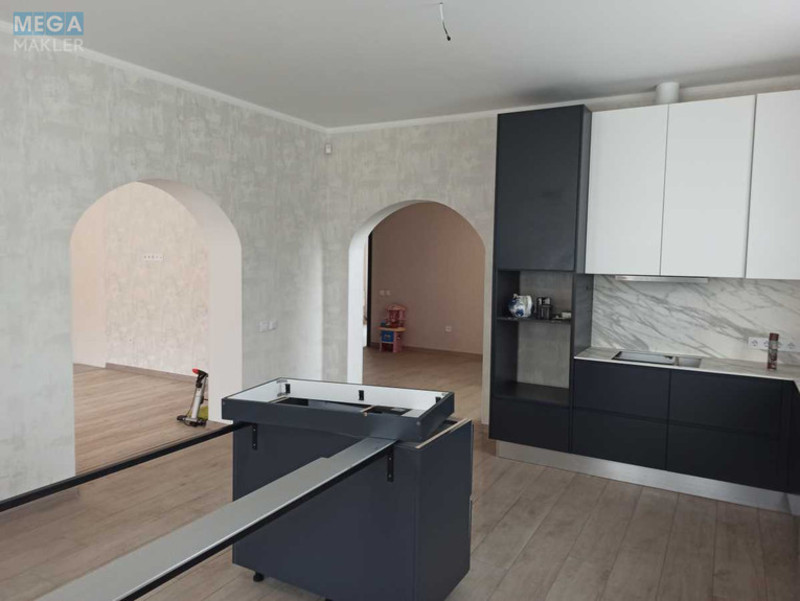 Продаж дома, 2 поверху, 404 кв.м, 7 кімнат, ділянка 14 соток, <a class="location-link" href="/zdvizhovka/" title="Недвижимость Здвижівка">Здвижівка</a>, Покровська, 15В (изображение 9)