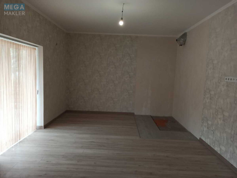Продаж дома, 2 поверху, 404 кв.м, 7 кімнат, ділянка 14 соток, <a class="location-link" href="/zdvizhovka/" title="Недвижимость Здвижівка">Здвижівка</a>, Покровська, 15В (изображение 11)