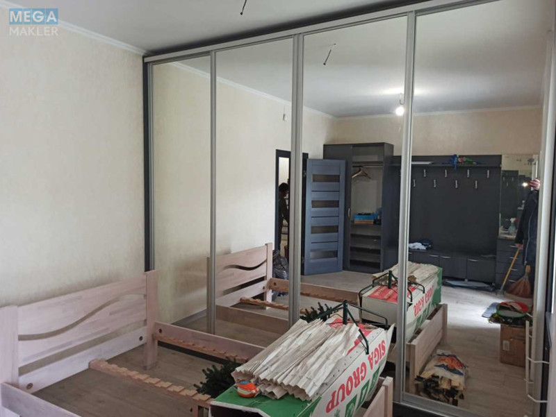 Продаж дома, 2 поверху, 404 кв.м, 7 кімнат, ділянка 14 соток, <a class="location-link" href="/zdvizhovka/" title="Недвижимость Здвижівка">Здвижівка</a>, Покровська, 15В (изображение 22)
