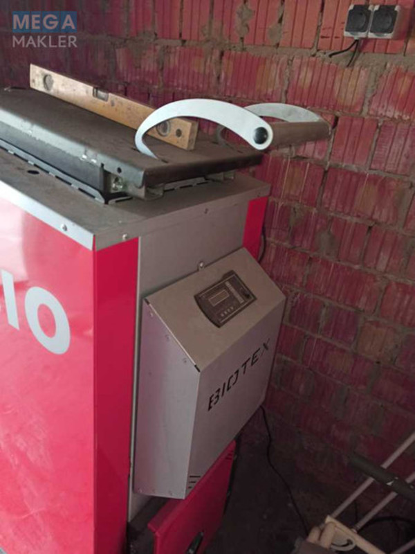Продаж дома, 2 поверху, 404 кв.м, 7 кімнат, ділянка 14 соток, <a class="location-link" href="/zdvizhovka/" title="Недвижимость Здвижівка">Здвижівка</a>, Покровська, 15В (изображение 25)