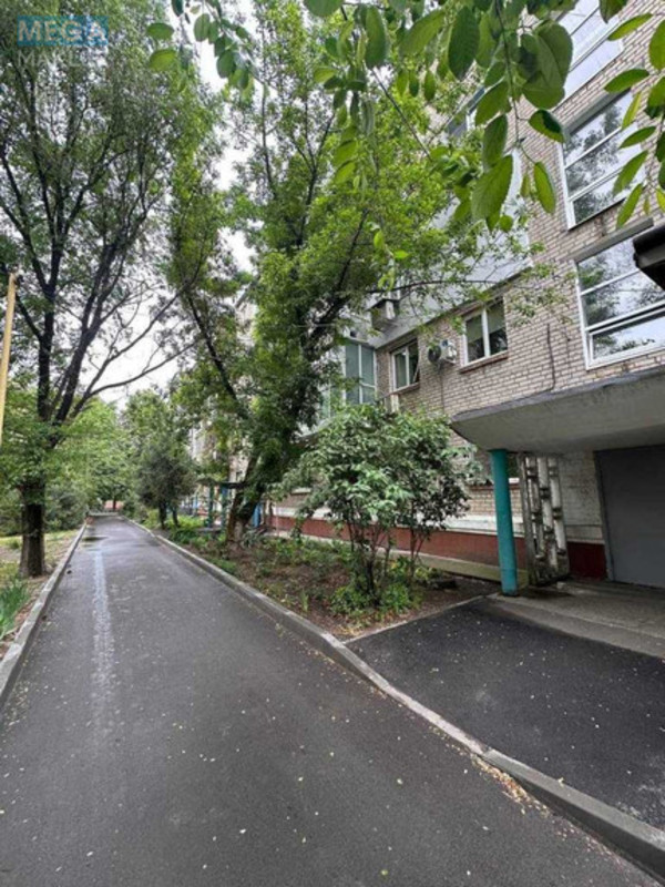 Продаж 2 кімнатної квартири (41/?/5,5), 4 пов. 5 пов. будинку, <a class="location-link" href="/novomoskovsk/" title="Недвижимость Новомосковськ">Новомосковськ</a>, Паланочна (изображение 2)