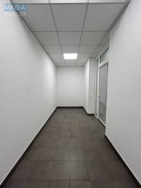 Оренда комерційної нерухомості, 73 кв.м, под офис, <a class="location-link" href="/kiev/" title="Недвижимость Київ">Київ</a>, <a class="location-link" href="/kiev/goloseevskij/" title="Недвижимость Голосіївський район">Голосіївський р-н</a>, Василя Симоненка вул., 5А (изображение 2)