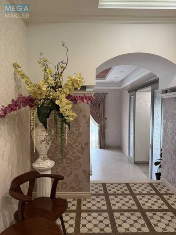 Продаж дома, 2 поверху, 350 кв.м, 6 кімнат, ділянка 20 соток, <a class="location-link" href="/marhalovka/" title="Недвижимость Мархалівка">Мархалівка</a>, Соснова, 4а (изображение 9)