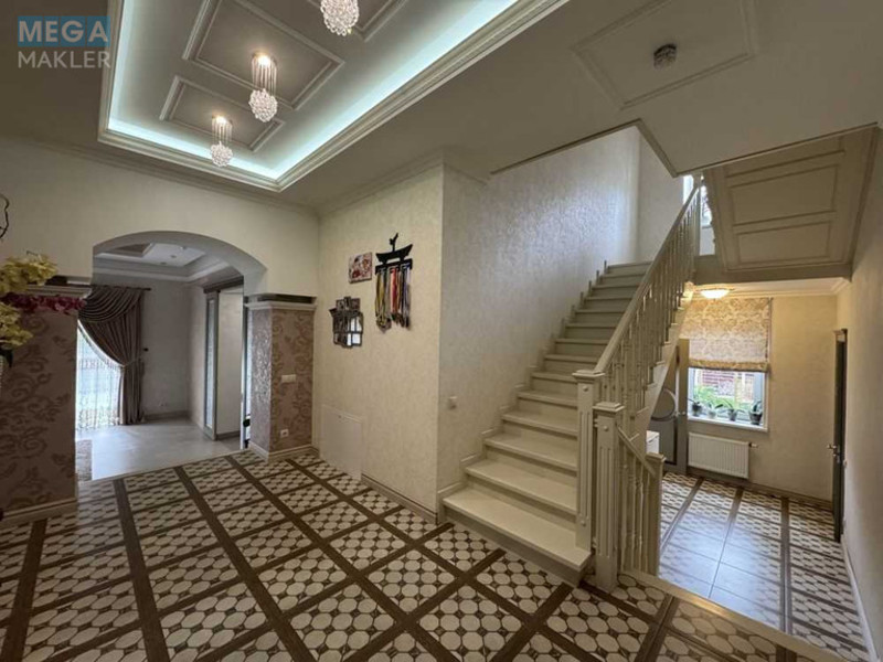 Продаж дома, 2 поверху, 350 кв.м, 6 кімнат, ділянка 20 соток, <a class="location-link" href="/marhalovka/" title="Недвижимость Мархалівка">Мархалівка</a>, Соснова, 4а (изображение 10)