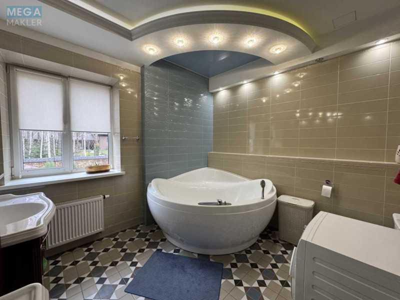 Продаж дома, 2 поверху, 350 кв.м, 6 кімнат, ділянка 20 соток, <a class="location-link" href="/marhalovka/" title="Недвижимость Мархалівка">Мархалівка</a>, Соснова, 4а (изображение 25)