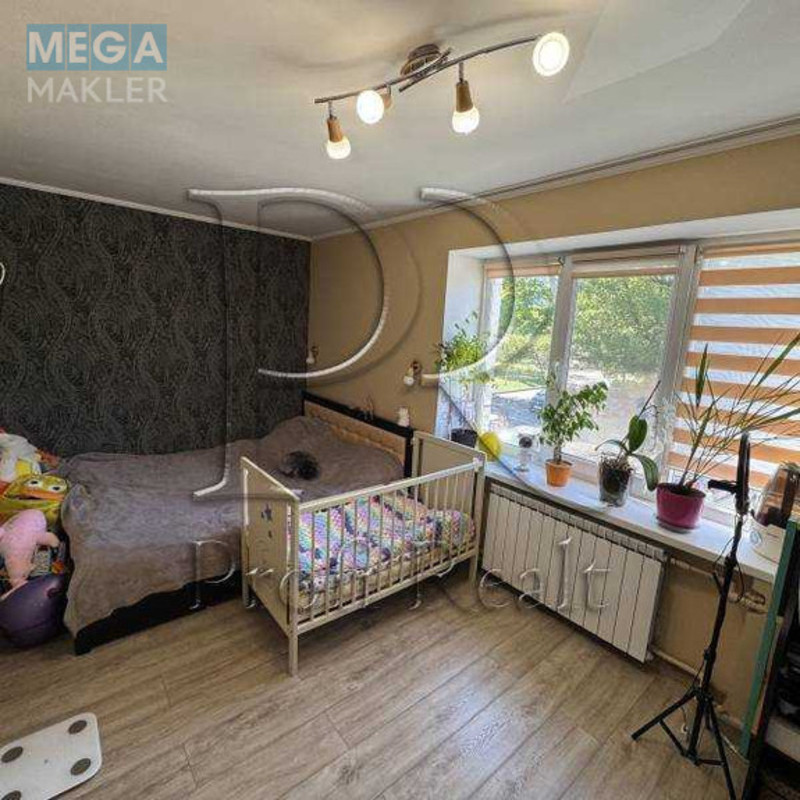 Продаж 2 кімнатної квартири (45/29/6), 2 пов. 5 пов. будинку, <a class="location-link" href="/kiev/" title="Недвижимость Київ">Київ</a>, <a class="location-link" href="/kiev/shevchenkovskij/" title="Недвижимость Шевченківський район">Шевченківський р-н</a>, Парково-Сирецька вулиця, 7 (изображение 8)