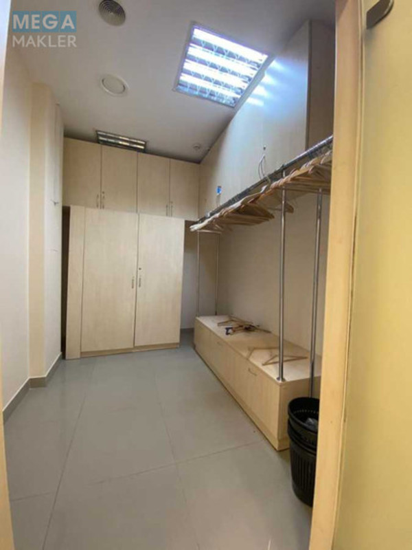 Продаж комерційної нерухомості, 370 кв.м, под офис, <a class="location-link" href="/kiev/" title="Недвижимость Київ">Київ</a>, <a class="location-link" href="/kiev/pecherskij/" title="Недвижимость Печерський район">Печерський р-н</a>, Басейна вул., 7в (изображение 8)