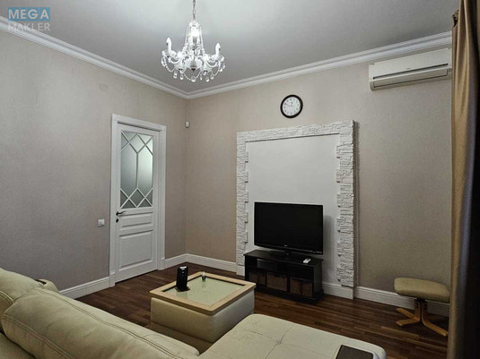 Оренда 3 кімнатної квартири, <a class="location-link" href="/kiev/" title="Недвижимость Київ">Київ</a>, <a class="location-link" href="/kiev/pecherskij/" title="Недвижимость Печерський район">Печерський р-н</a>, Дружби Народів бульв., 18/7 (изображение 10)