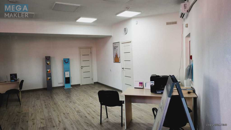 Продаж комерційної нерухомості, 65 кв.м, <a class="location-link" href="/kiev/" title="Недвижимость Київ">Київ</a>, <a class="location-link" href="/kiev/desnyanskij/" title="Недвижимость Деснянський район">Деснянський р-н</a>, Николая Лаврухина ул., 5 (изображение 6)