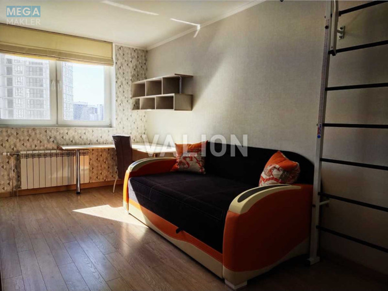 Продаж 3 кімнатної квартири (84/47/8), 14 пов. 25 пов. будинку, <a class="location-link" href="/kiev/" title="Недвижимость Київ">Київ</a>, <a class="location-link" href="/kiev/darnickij/" title="Недвижимость Дарницький район">Дарницький р-н</a>, Урловская ул., 23б (изображение 7)