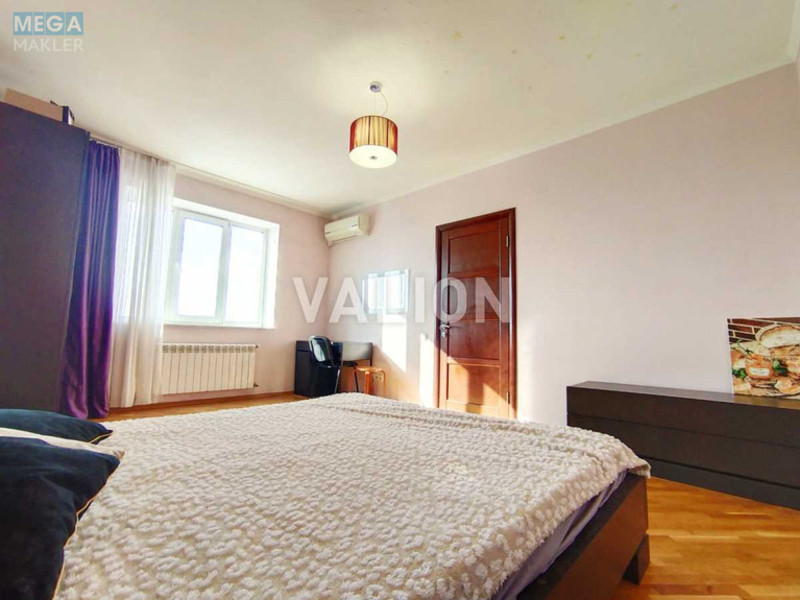 Продаж 4 кімнатної квартири (162/98/13), 27 пов. 28 пов. будинку, <a class="location-link" href="/kiev/" title="Недвижимость Київ">Київ</a>, <a class="location-link" href="/kiev/darnickij/" title="Недвижимость Дарницький район">Дарницький р-н</a>, Анни Ахматової вул., 13Д (изображение 2)