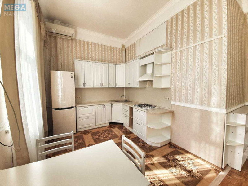Продаж 3 кімнатної квартири (75/50/15), 2 пов. 4 пов. будинку, <a class="location-link" href="/kiev/" title="Недвижимость Київ">Київ</a>, <a class="location-link" href="/kiev/pecherskij/" title="Недвижимость Печерський район">Печерський р-н</a>, Саксаганского ул., 41В (изображение 4)