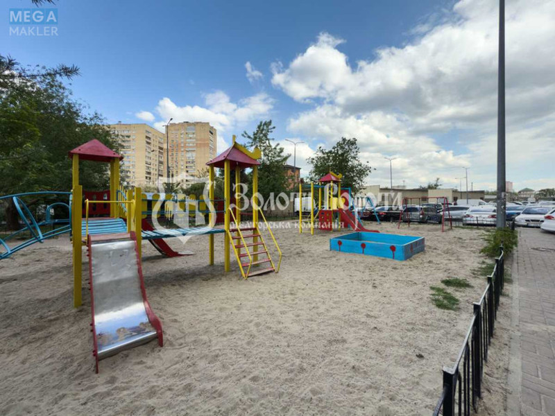 Продаж 1 кімнатної квартири (48/26/10), 24 пов. 30 пов. будинку, <a class="location-link" href="/kiev/" title="Недвижимость Київ">Київ</a>, <a class="location-link" href="/kiev/darnickij/" title="Недвижимость Дарницький район">Дарницький р-н</a>, Харківське шосе, 19а (изображение 23)
