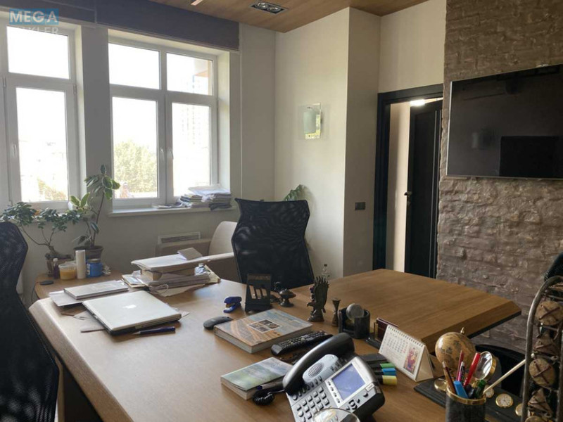 Оренда комерційної нерухомості, 206 кв.м, под офис, <a class="location-link" href="/kiev/" title="Недвижимость Київ">Київ</a>, <a class="location-link" href="/kiev/pecherskij/" title="Недвижимость Печерський район">Печерський р-н</a>, Липская ул., 19/7 (изображение 9)