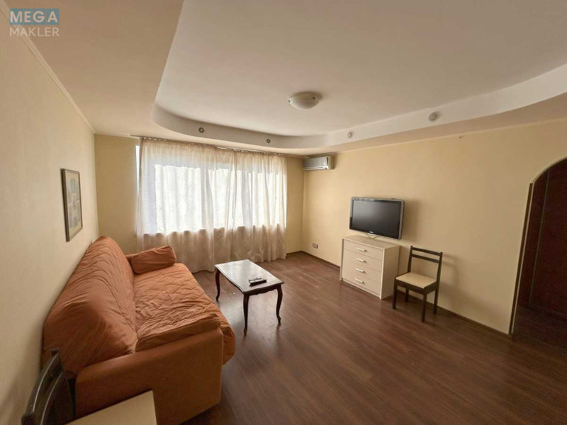 Продаж 3 кімнатної квартири (62/45/7), 9 пов. 9 пов. будинку, <a class="location-link" href="/kiev/" title="Недвижимость Київ">Київ</a>, <a class="location-link" href="/kiev/svyatoshinskij/" title="Недвижимость Святошинський район">Святошинський р-н</a>, Чистяковская ул., 12 (изображение 2)