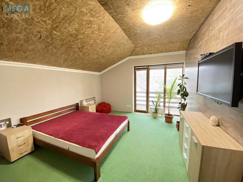 Продаж дома, 2 поверху, 312 кв.м, 5 кімнат, ділянка 4 сотки, <a class="location-link" href="/kiev/" title="Недвижимость Київ">Київ</a>, <a class="location-link" href="/kiev/svyatoshinskij/" title="Недвижимость Святошинський район">Святошинський р-н</a>, Плодова вул. (изображение 6)