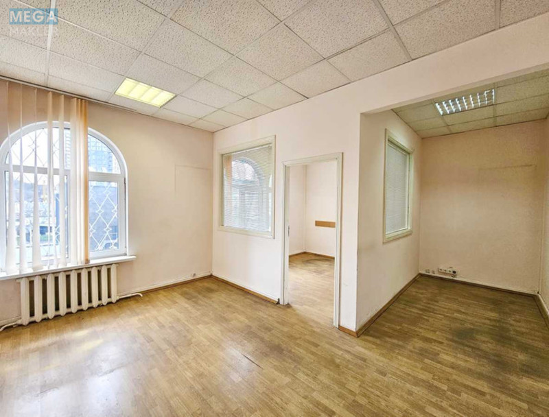 Оренда комерційної нерухомості, 228 кв.м, под офис, <a class="location-link" href="/kiev/" title="Недвижимость Київ">Київ</a>, <a class="location-link" href="/kiev/pecherskij/" title="Недвижимость Печерський район">Печерський р-н</a>, Іоанна Павла ІІ вул. (изображение 20)