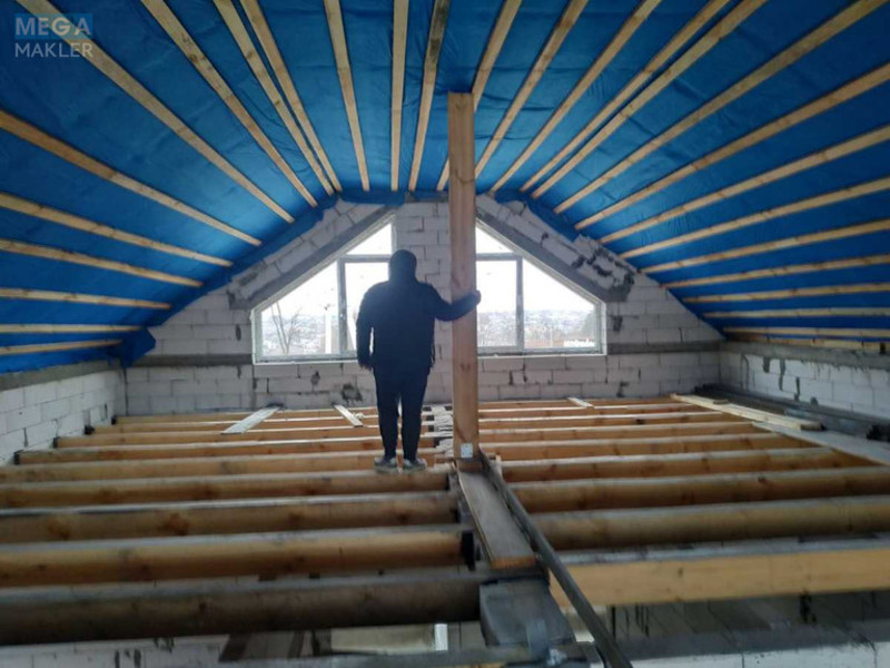 Продаж дома, 2 поверху, 140 кв.м, 4 кімнати, ділянка 8 соток, <a class="location-link" href="/mihajlovka-rubezhovka/" title="Недвижимость Михайлівка-Рубежівка">Михайлівка-Рубежівка</a>, Гагаріна (изображение 16)