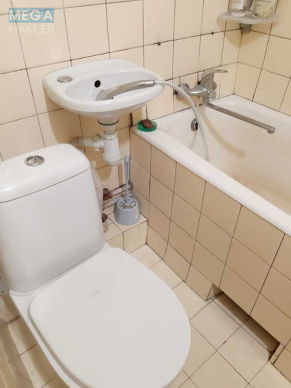 Оренда 1 кімнатної квартири, <a class="location-link" href="/kiev/" title="Недвижимость Київ">Київ</a>, <a class="location-link" href="/kiev/pecherskij/" title="Недвижимость Печерський район">Печерський р-н</a>, Дружбы Народов бульв., 8 (изображение 17)