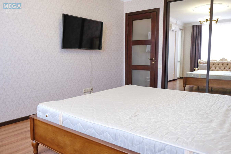 Оренда 2 кімнатної квартири, <a class="location-link" href="/kiev/" title="Недвижимость Київ">Київ</a>, <a class="location-link" href="/kiev/goloseevskij/" title="Недвижимость Голосіївський район">Голосіївський р-н</a>, Голосіївський просп., 58 (изображение 4)