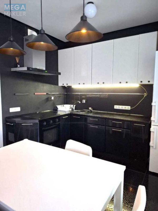 Оренда 3 кімнатної квартири, <a class="location-link" href="/kiev/" title="Недвижимость Київ">Київ</a>, <a class="location-link" href="/kiev/darnickij/" title="Недвижимость Дарницький район">Дарницький р-н</a>, Урловская ул., 23А (изображение 6)