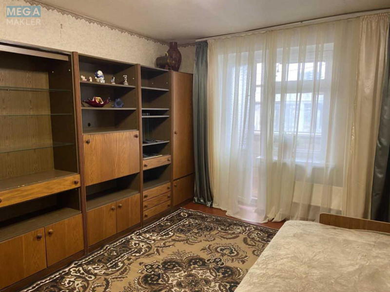 Оренда 2 кімнатної квартири, <a class="location-link" href="/kiev/" title="Недвижимость Київ">Київ</a>, <a class="location-link" href="/kiev/solomenskij/" title="Недвижимость Солом'янський район">Солом'янський р-н</a>, Нововокзальная ул., 21 (изображение 6)