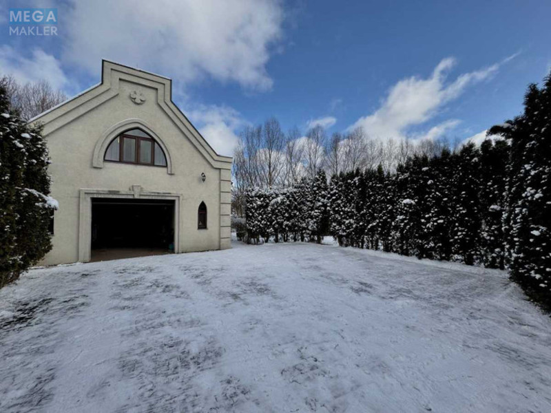 Продаж дома, 2 поверху, 400 кв.м, 6 кімнат, ділянка 75 соток, <a class="location-link" href="/zazimya/" title="Недвижимость Зазим'я">Зазим`я</a>, Дубрівка вул, 1 (изображение 2)