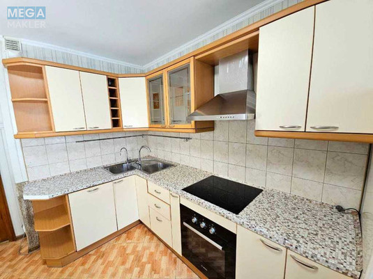 Продаж 3 кімнатної квартири (89/47/10), 8 пов. 11 пов. будинку, <a class="location-link" href="/kiev/" title="Недвижимость Київ">Київ</a>, <a class="location-link" href="/kiev/pecherskij/" title="Недвижимость Печерський район">Печерський р-н</a>, Драгомирова ул., 2 (изображение 2)