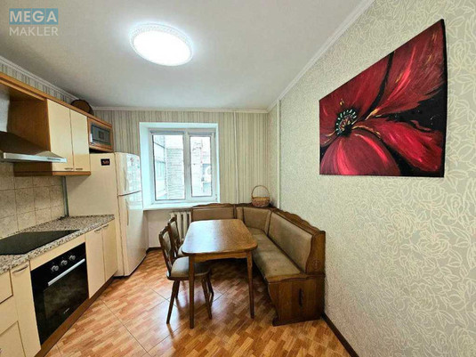 Продаж 3 кімнатної квартири (89/47/10), 8 пов. 11 пов. будинку, <a class="location-link" href="/kiev/" title="Недвижимость Київ">Київ</a>, <a class="location-link" href="/kiev/pecherskij/" title="Недвижимость Печерський район">Печерський р-н</a>, Драгомирова ул., 2 (изображение 4)