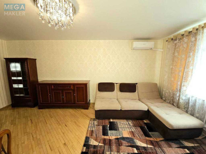 Продаж 3 кімнатної квартири (89/47/10), 8 пов. 11 пов. будинку, <a class="location-link" href="/kiev/" title="Недвижимость Київ">Київ</a>, <a class="location-link" href="/kiev/pecherskij/" title="Недвижимость Печерський район">Печерський р-н</a>, Драгомирова ул., 2 (изображение 9)