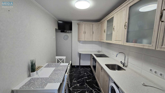 Продаж 3 кімнатної квартири (70/43/11), 9 пов. 14 пов. будинку, <a class="location-link" href="/kiev/" title="Недвижимость Київ">Київ</a>, <a class="location-link" href="/kiev/pecherskij/" title="Недвижимость Печерський район">Печерський р-н</a>, Михаила Бойчука ул., 34а (изображение 4)