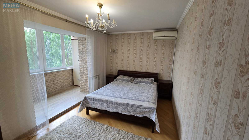 Продаж 3 кімнатної квартири (70/43/11), 9 пов. 14 пов. будинку, <a class="location-link" href="/kiev/" title="Недвижимость Київ">Київ</a>, <a class="location-link" href="/kiev/pecherskij/" title="Недвижимость Печерський район">Печерський р-н</a>, Михаила Бойчука ул., 34а (изображение 7)