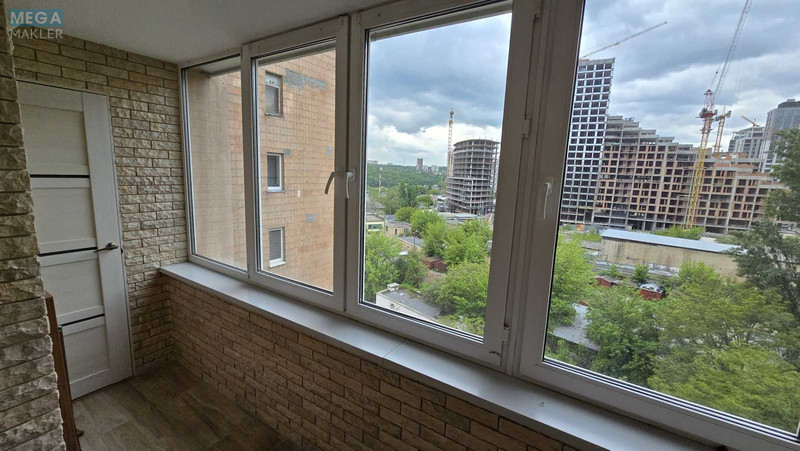 Продаж 3 кімнатної квартири (70/43/11), 9 пов. 14 пов. будинку, <a class="location-link" href="/kiev/" title="Недвижимость Київ">Київ</a>, <a class="location-link" href="/kiev/pecherskij/" title="Недвижимость Печерський район">Печерський р-н</a>, Михаила Бойчука ул., 34а (изображение 9)